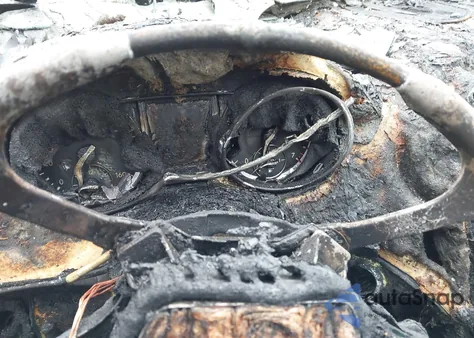 2011 Mercedes-Benz Gl 450 4Matic z USA, uszkodzony, nr VIN 4JGBF7BE3BA717297